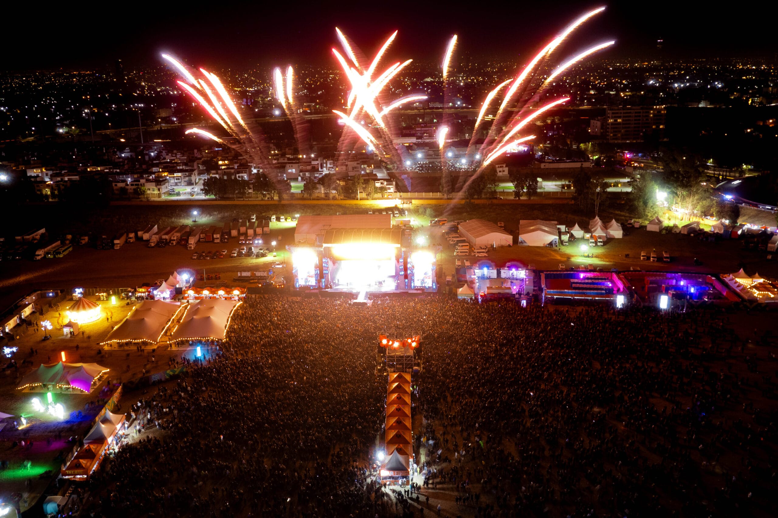 Tecate Comuna - Escenario