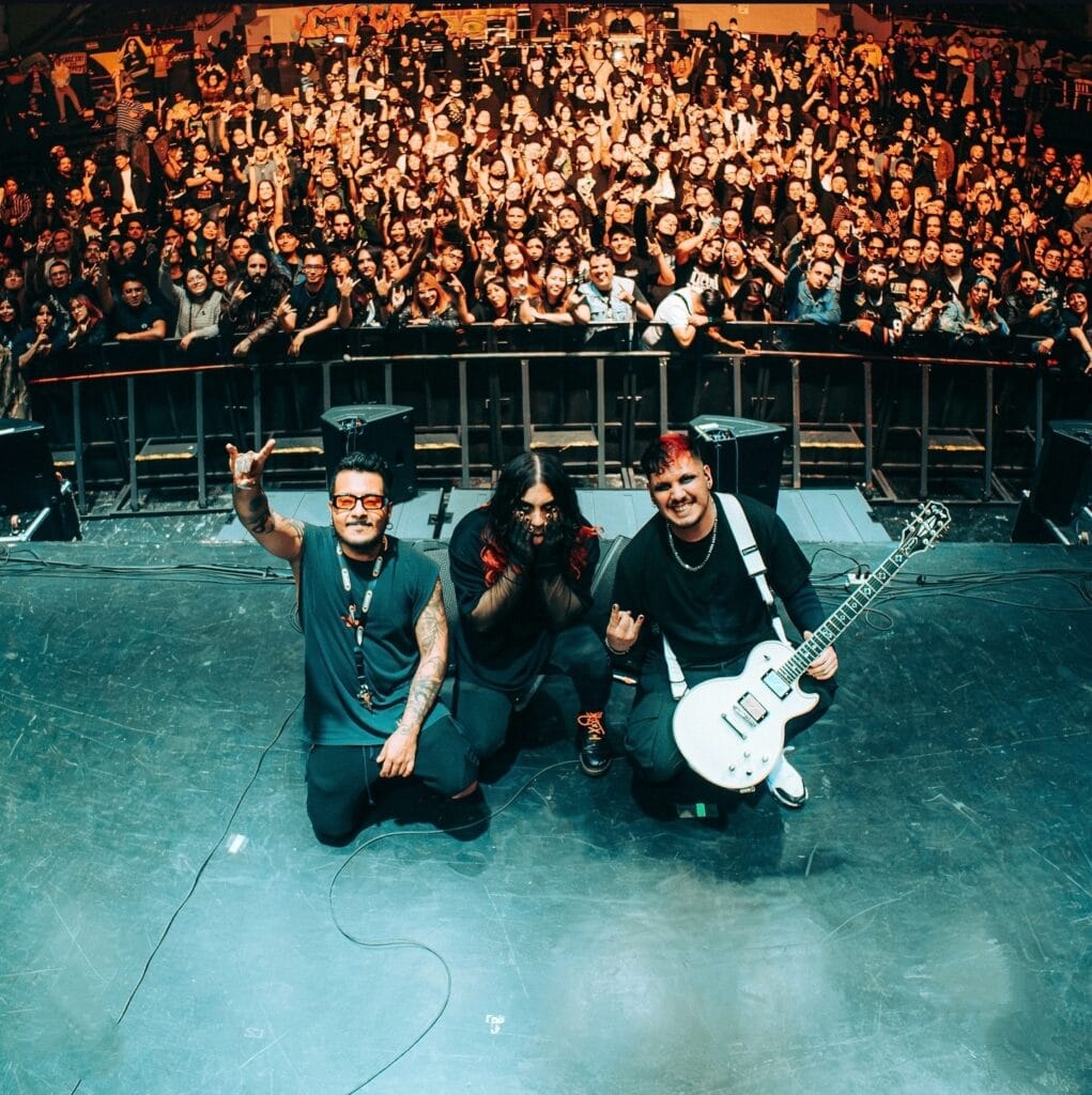 Monde abriendo show de The Devil Wears Prada en CDMX
